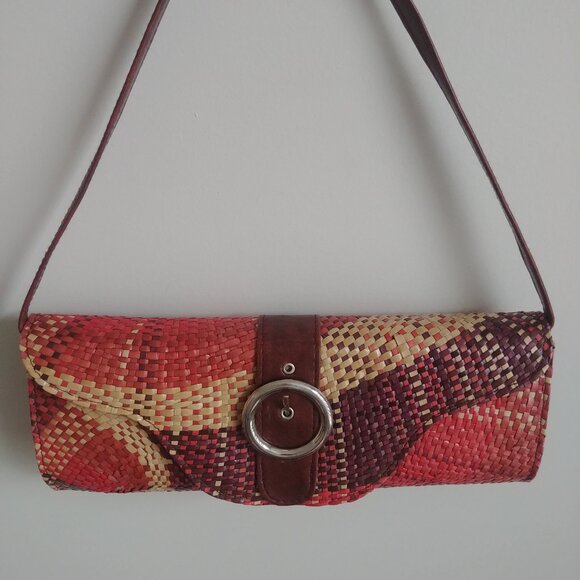 Paper straw woven shoulder baguette bag brown red tan cream buckle front - Picture 2 of 16